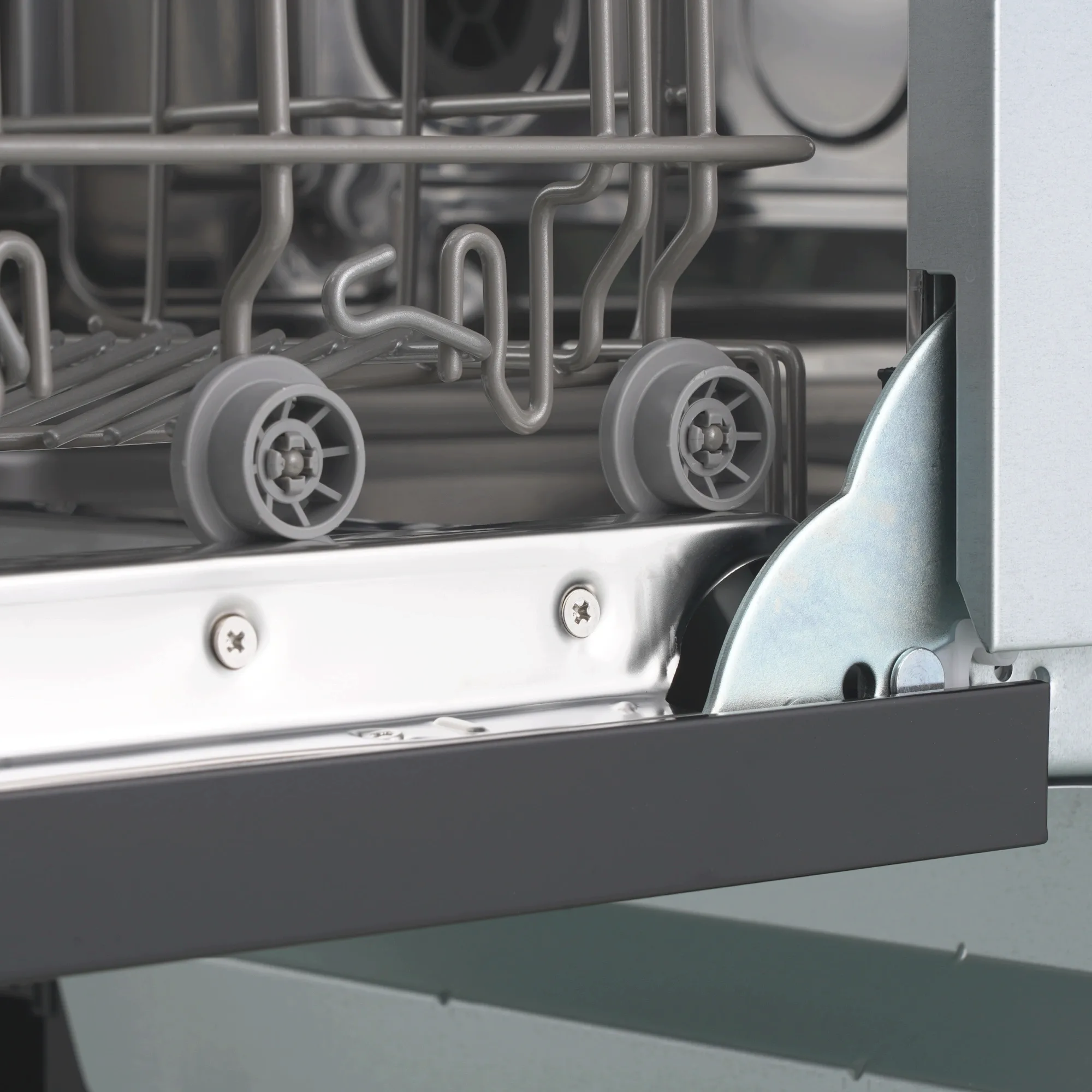 Купить Встраиваемая посудомоечная машина Indesit DIS 2C29 — Фото 3