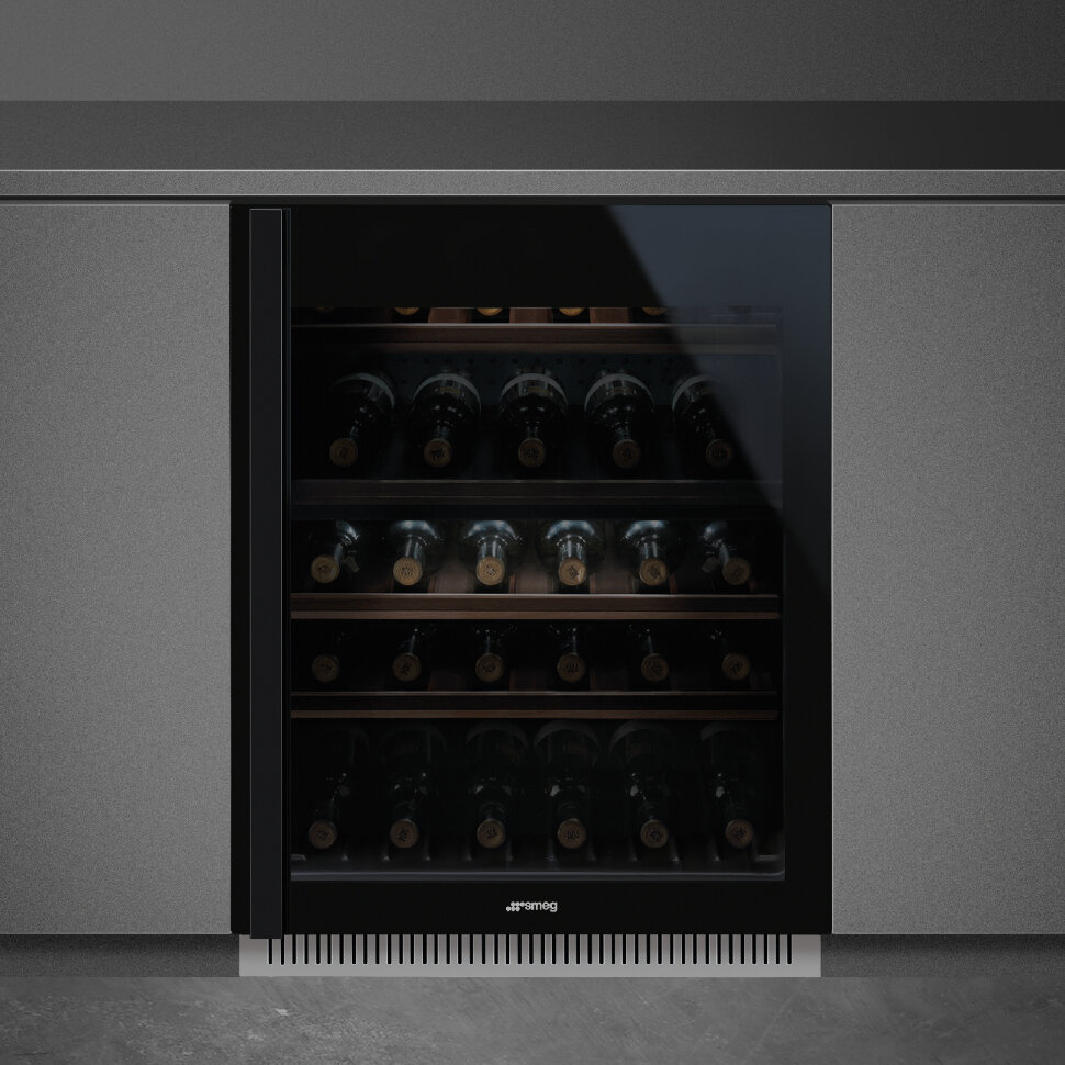 Купить Встраиваемый винный шкаф Smeg CVI638RN3 — Фото 3