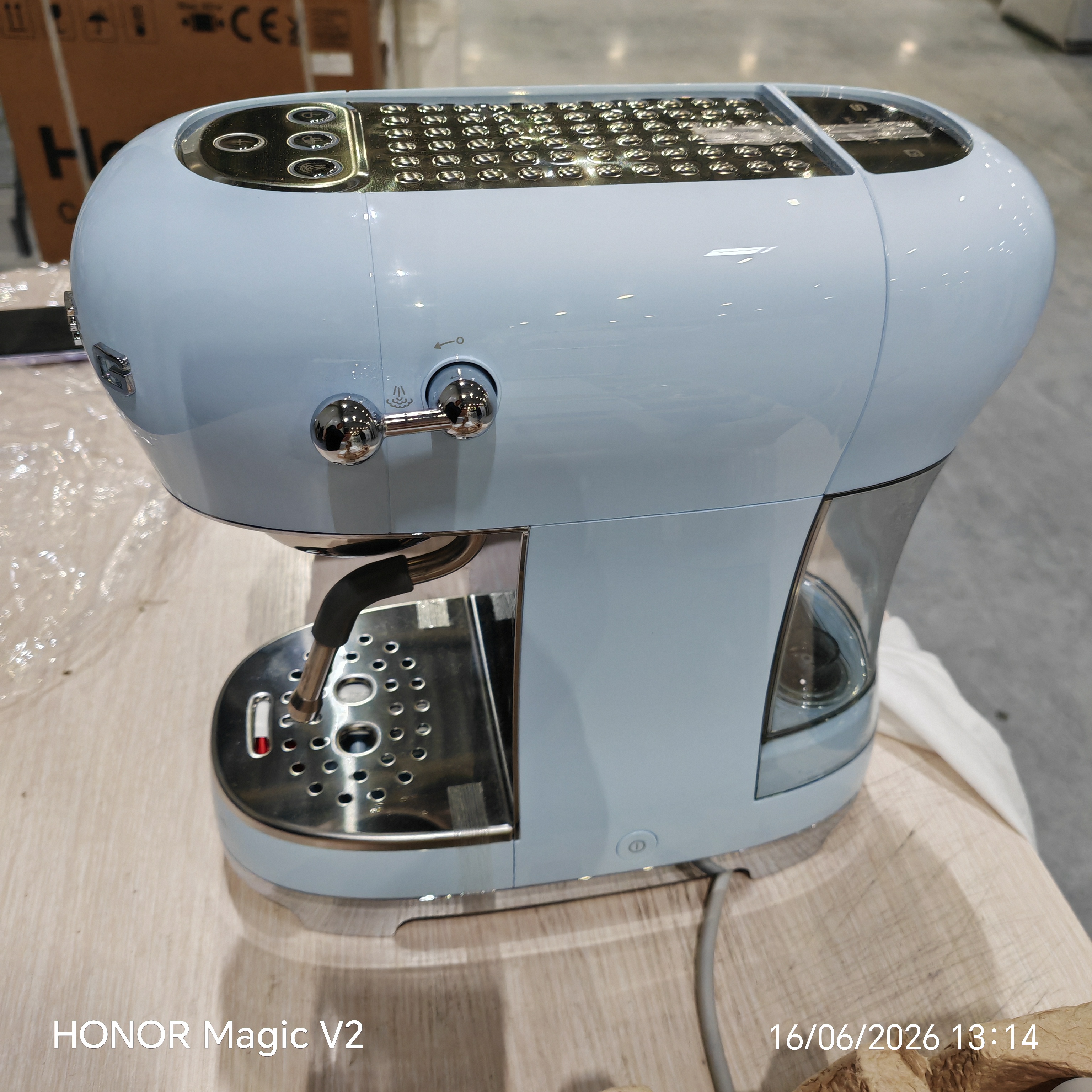  Smeg ECF02PBEU																		 — описание, фото, цены в интернет-магазине PT Stores