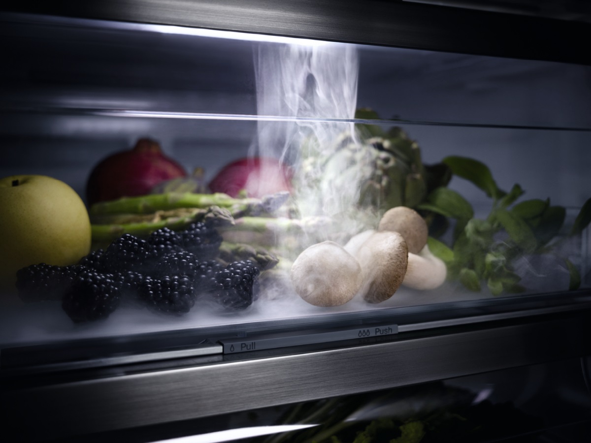 Купить Встраиваемый холодильник Miele KFN 7795 D — Фото 3