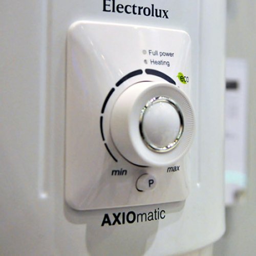 Купить Водонагреватель накопительный Electrolux EWH 80 AXIOmatic — Фото 3