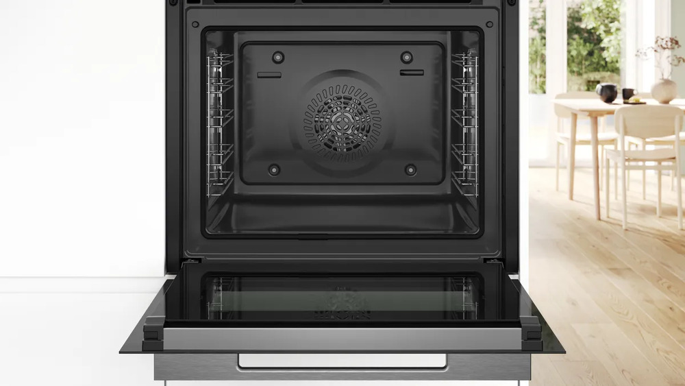 Купить Электрический духовой шкаф Bosch HBG7741W1 — Фото 4