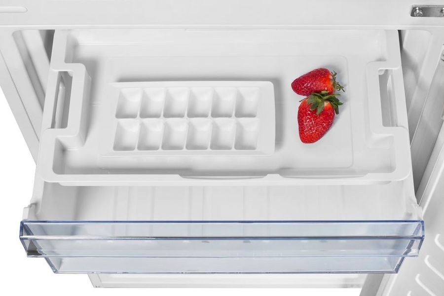 Купить Двухкамерный холодильник BEKO RCSK335M20W — Фото 7