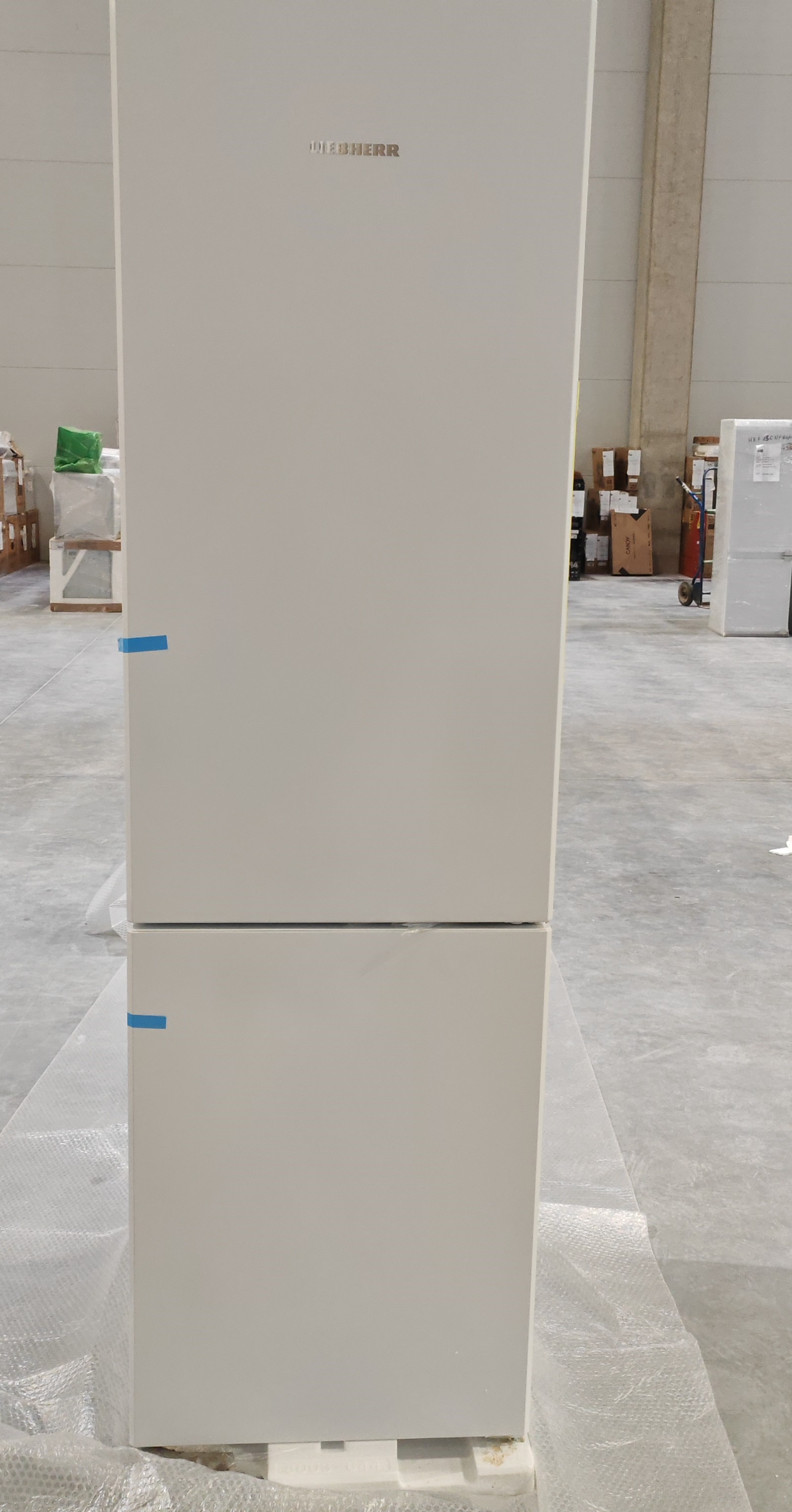  LIEBHERR CBNc 5723																		 — описание, фото, цены в интернет-магазине PT Stores
