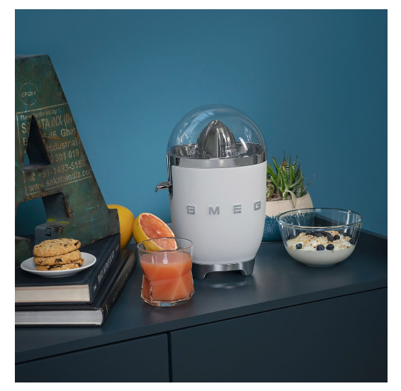 Купить Соковыжималка Smeg CJF01WHMEU — Фото 7