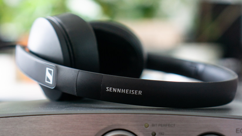 sennheiser_hd_300_base.jpg