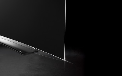 M01_Blade-slim_1600x1000_OLED-C6.jpg