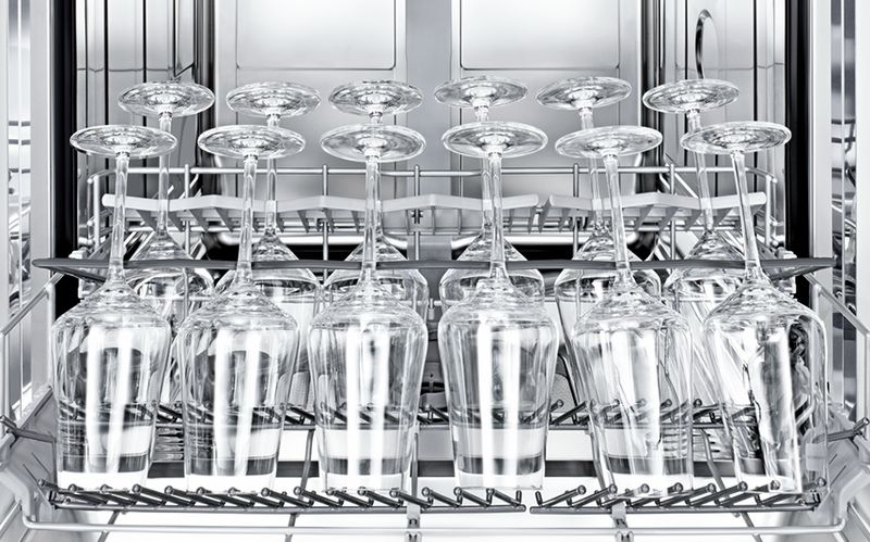 MCIM00725286_BO_PDC_E_Glass_Rack.jpg MCIM00725286_BO_PDC_E_Glass_Rack.jpg