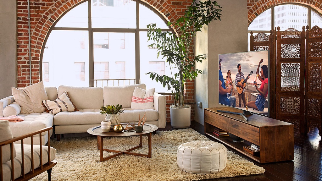ru-feature-slim-and-stylish-in-your-space-104678305.jpg